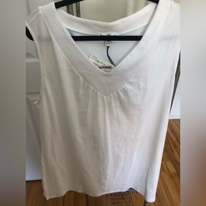 Sleeveless white tee